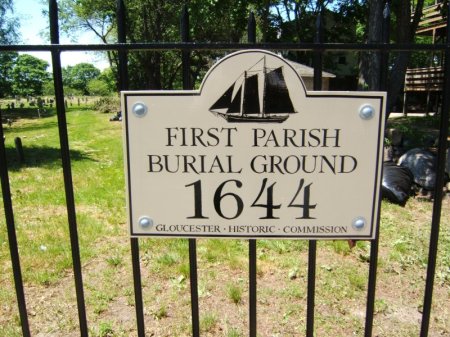 john parkman son of william and elizabeth parkman first parish burial ground gloucester.jpg